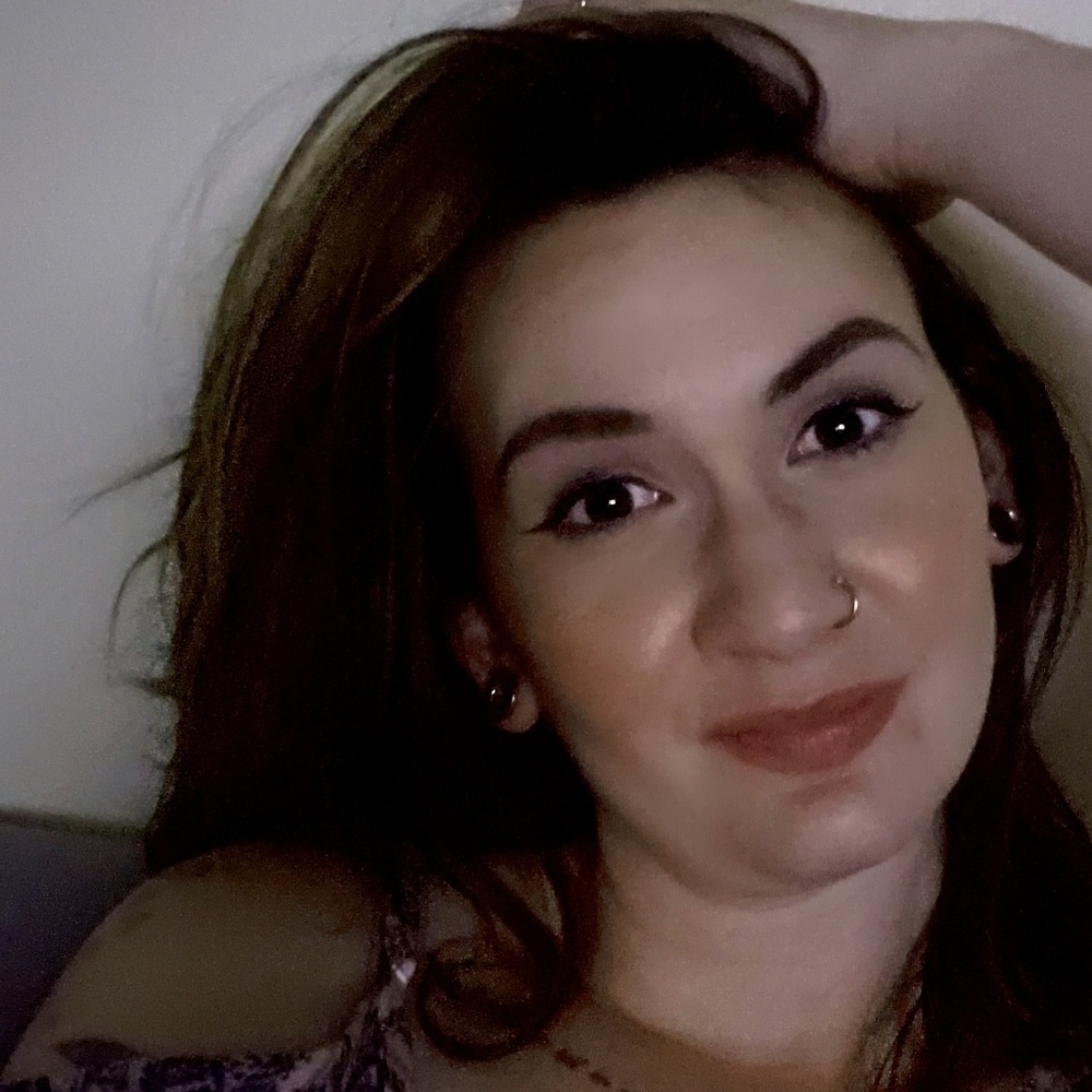 Meet your Posher, Laila